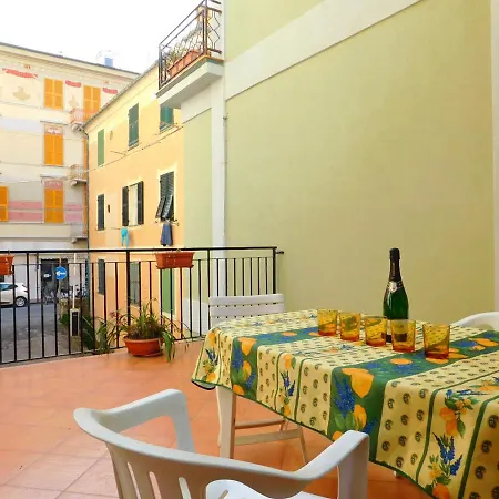 Apartment Bilocale A 20m Dal Mare Levanto
